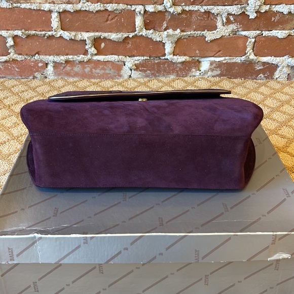 Vintage Bally Suede Handbag - Picture 6 of 13